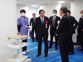 霧島市立医師会医療センター新病院完成記念式典（霧島市）の写真