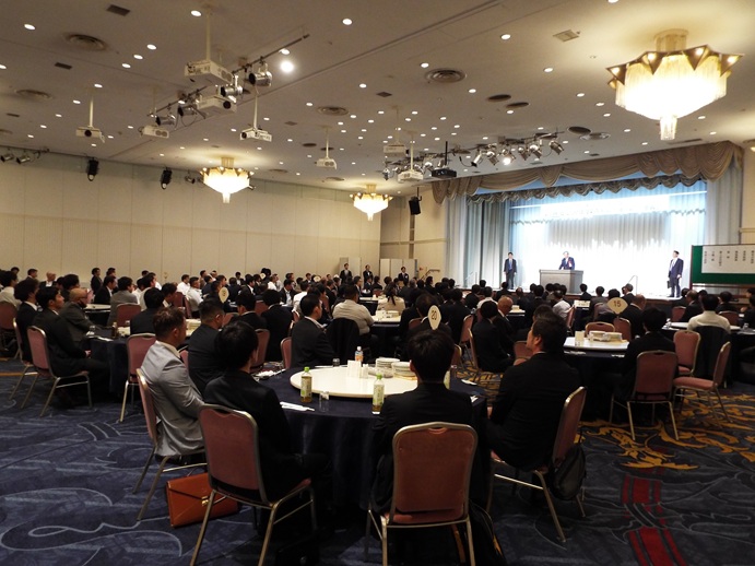 県建設業協会青年部第47回通常総会懇親会の写真
