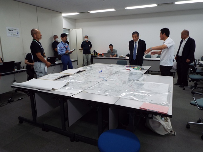 霧島地区　大雨による災害現場視察の写真