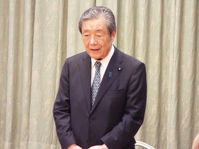 鹿屋市議会OBの皆様と懇談会の写真