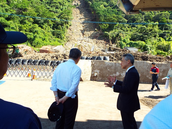 霧島国分地区 災害現場視察の写真