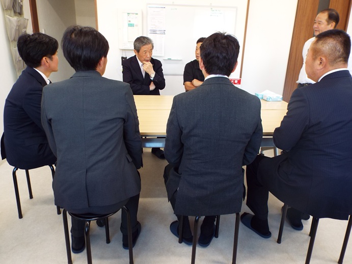 茶生産者視察　肝属・曽於地区の写真