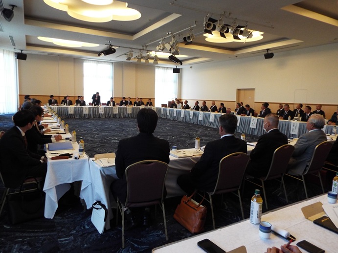 自民党野菜・果樹・畑作物対策委員会視察・意見交換会の写真