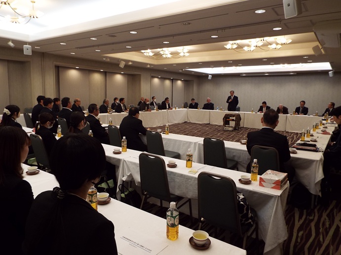 鹿児島県自動車整備政治連盟政経懇談会の写真