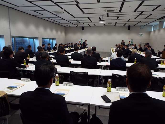 自民党畜酪対策委員会現地調査意見交換会の写真