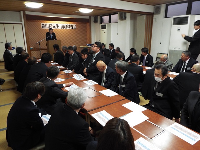 建設業協会曽於支部国政報告会の写真